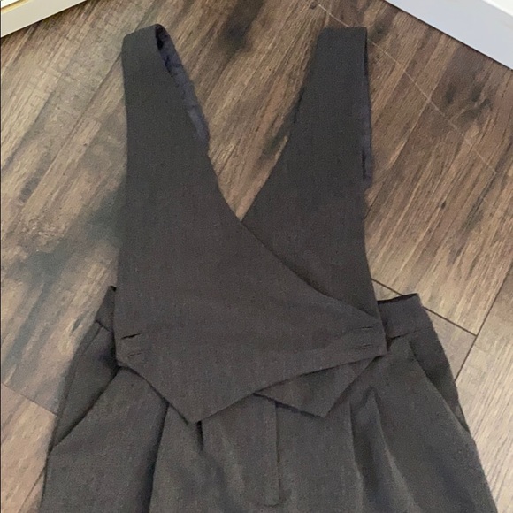 Grey two piece suspended pant suite - Picture 2 of 4